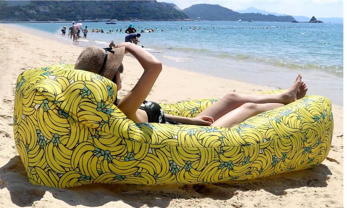 sofa playa inflable