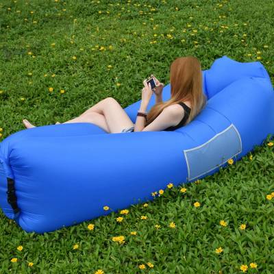 sofá inflable piscina